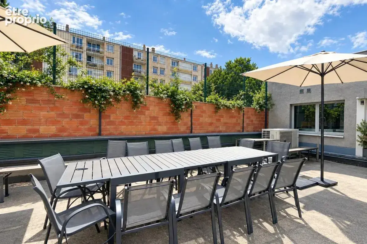 Vente- boulogne-billancourt - 459 m² de bureaux de plain-pied + 15 parkings inclus - cour privative & accès indépendants - photo 2