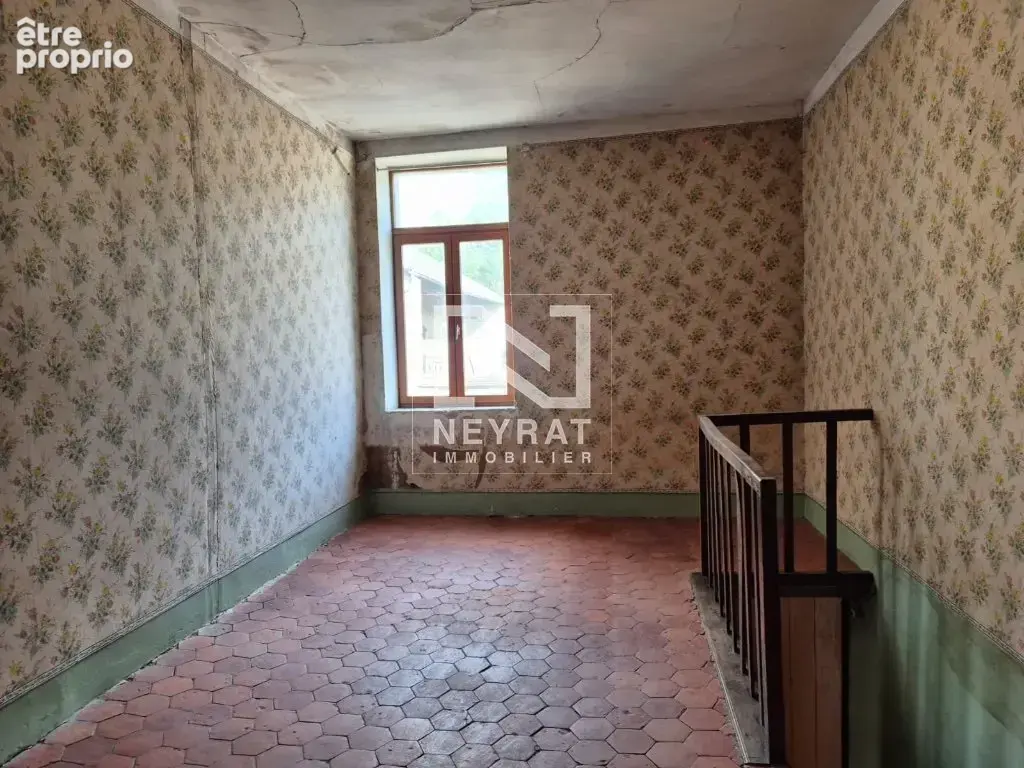 Maison 8 pièces 180 m² à vendre à Saint-Sernin-Du-Plain (71510) - photo 8