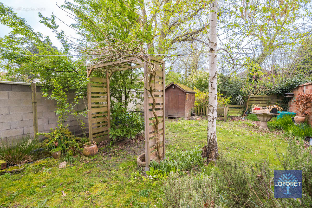 Maison à LES PAVILLONS-SOUS-BOIS