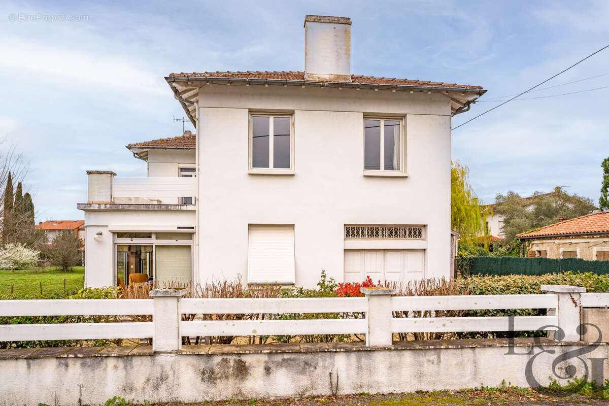 Maison à VILLENEUVE-SUR-LOT