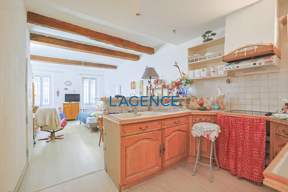 Appartement à HYERES