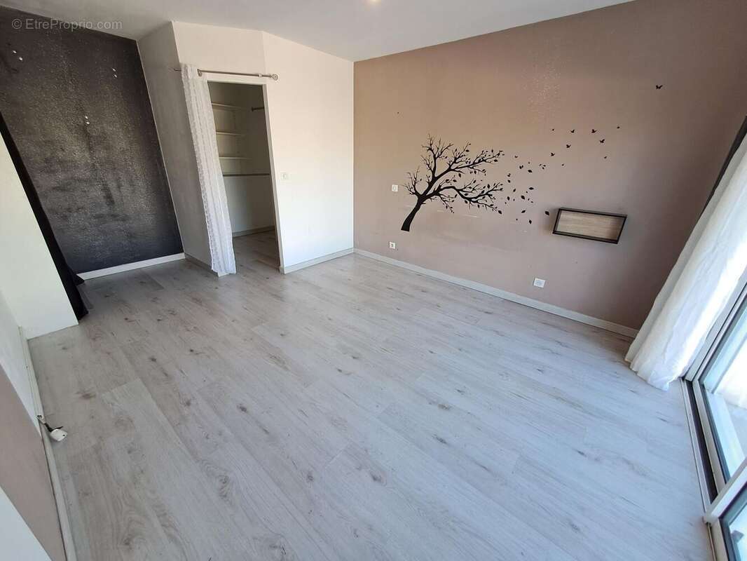 Maison 115 m² à Petosse  - photo 7