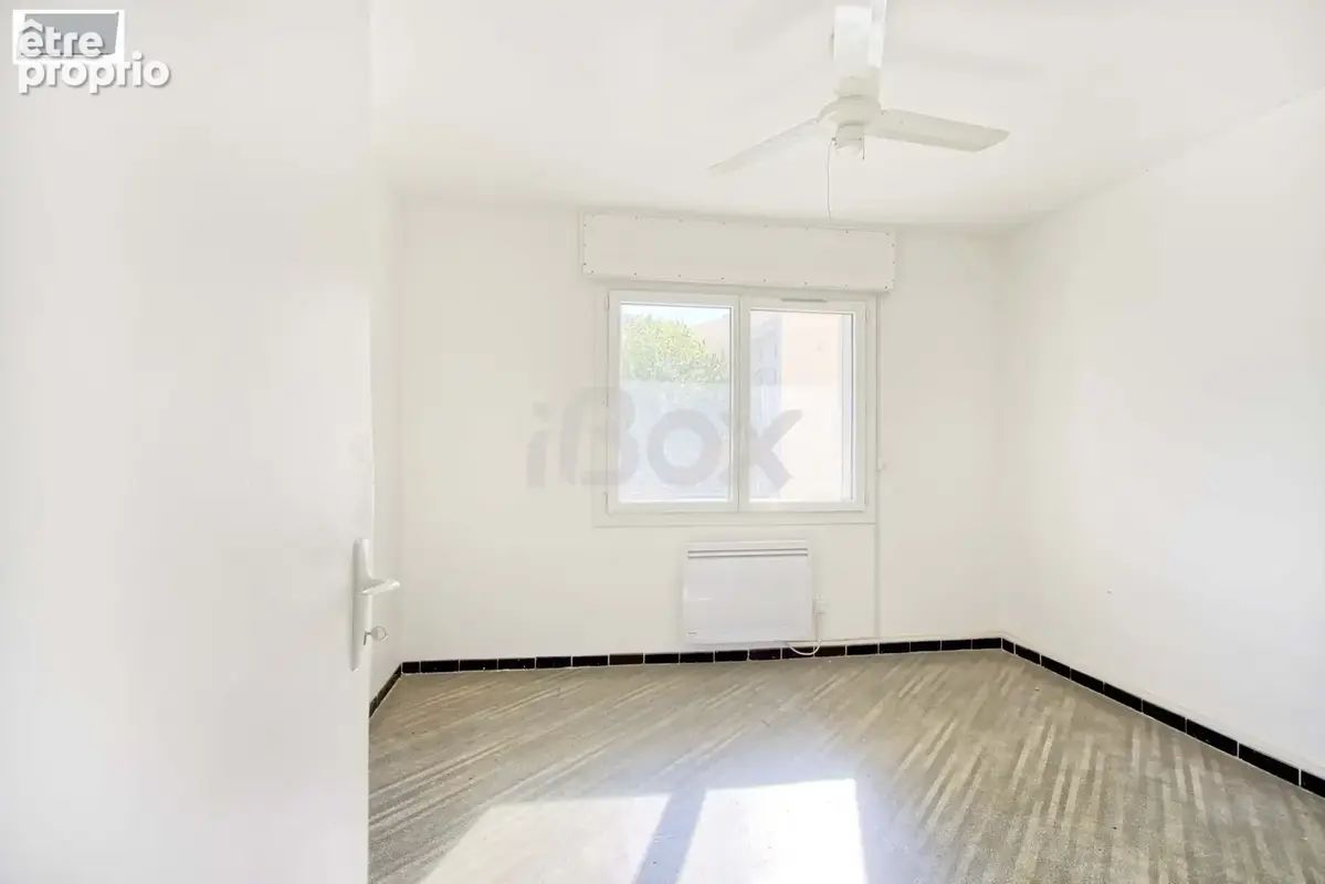 Toulon, Champs de Mars, 3 pièces 58 M2, balcon, cave. - photo 9