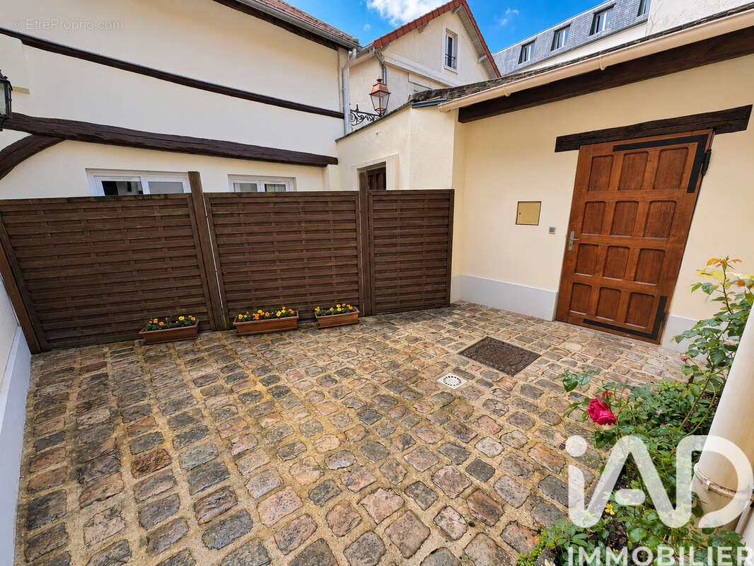 Photo 2 - Maison à MONTMORENCY