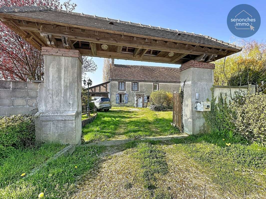 Maison à LE PAS-SAINT-L'HOMER