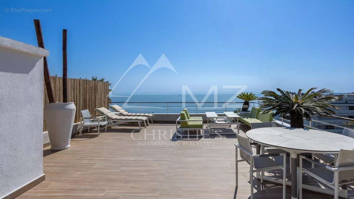 Appartement à CANNES