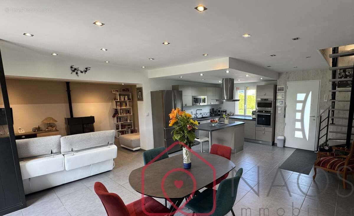 Pavillon individuel 100 m² habitable dans un quartier résidentiel - photo 2