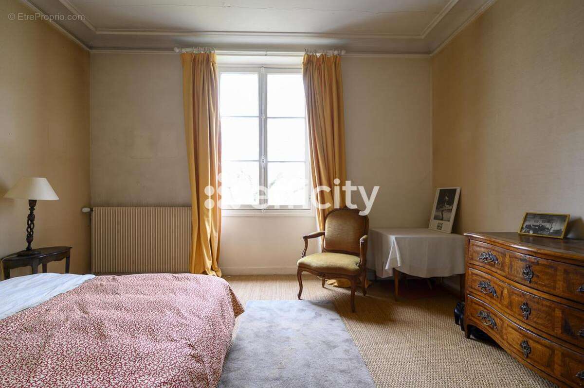 Maison à JOUY-EN-JOSAS