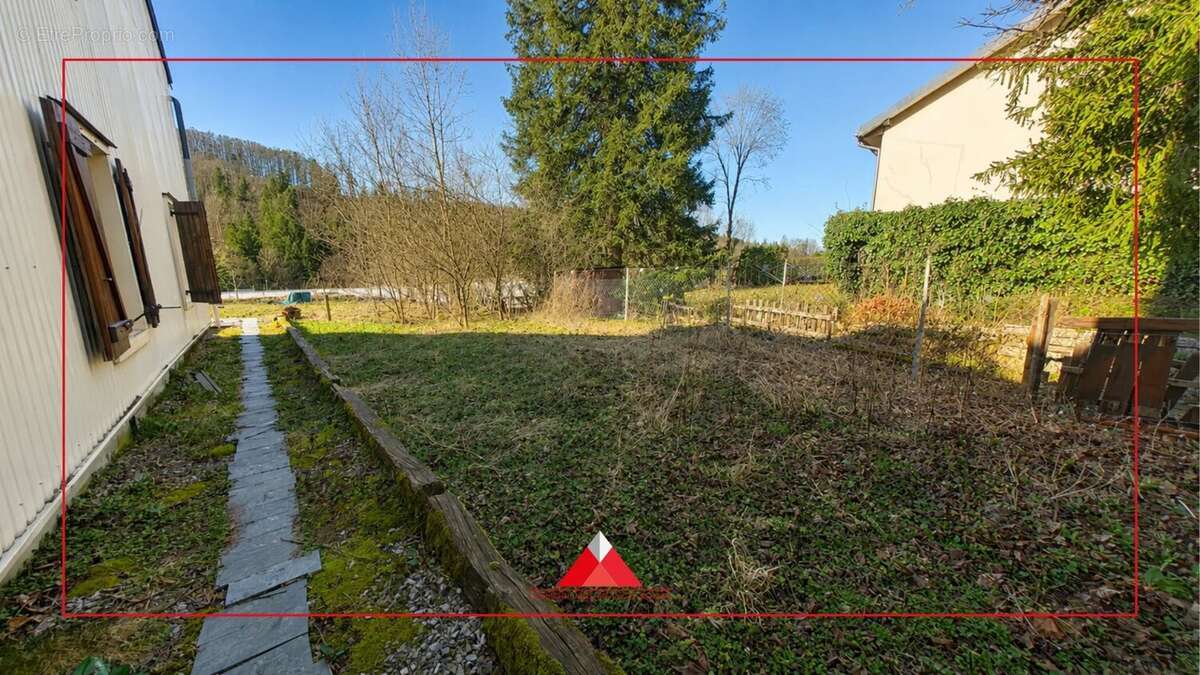 Maison mitoyenne avec terrain et garage - photo 7