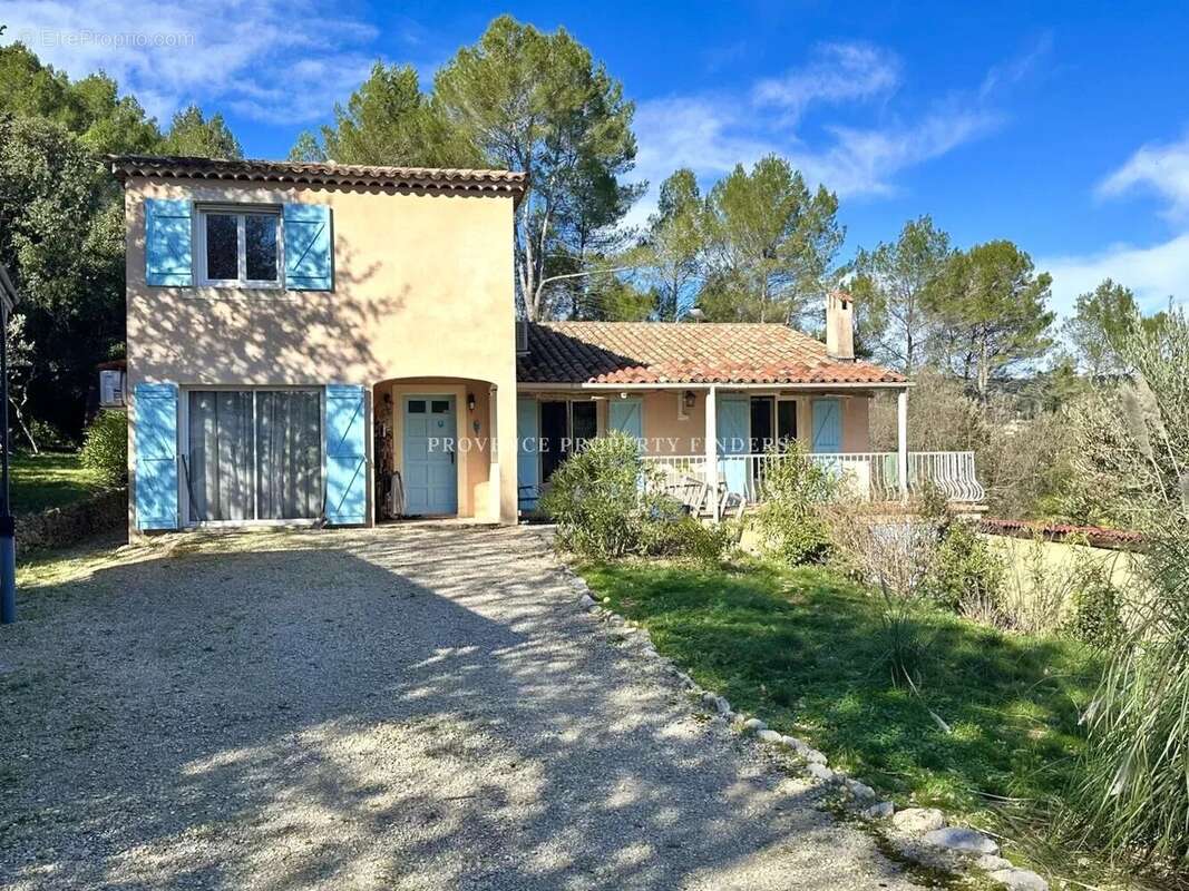 Maison à LORGUES