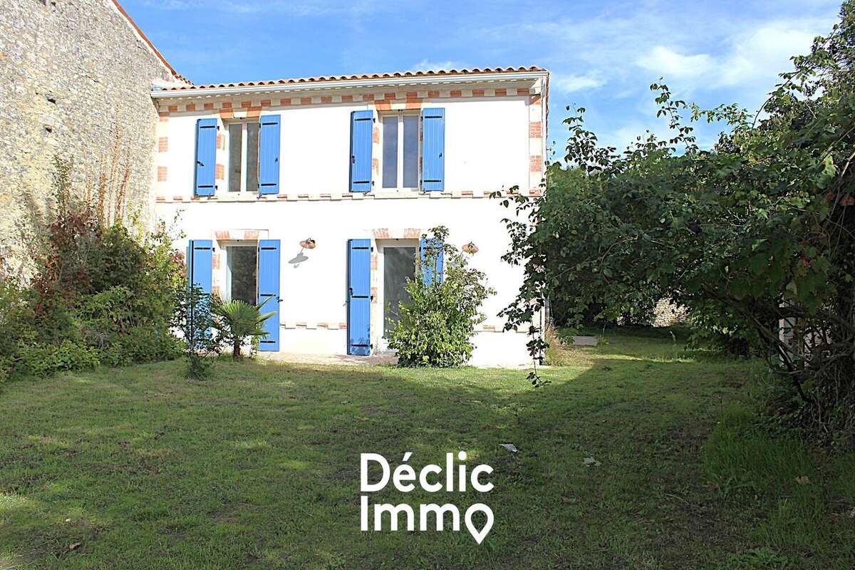 Maison à PONT-L'ABBE-D'ARNOULT