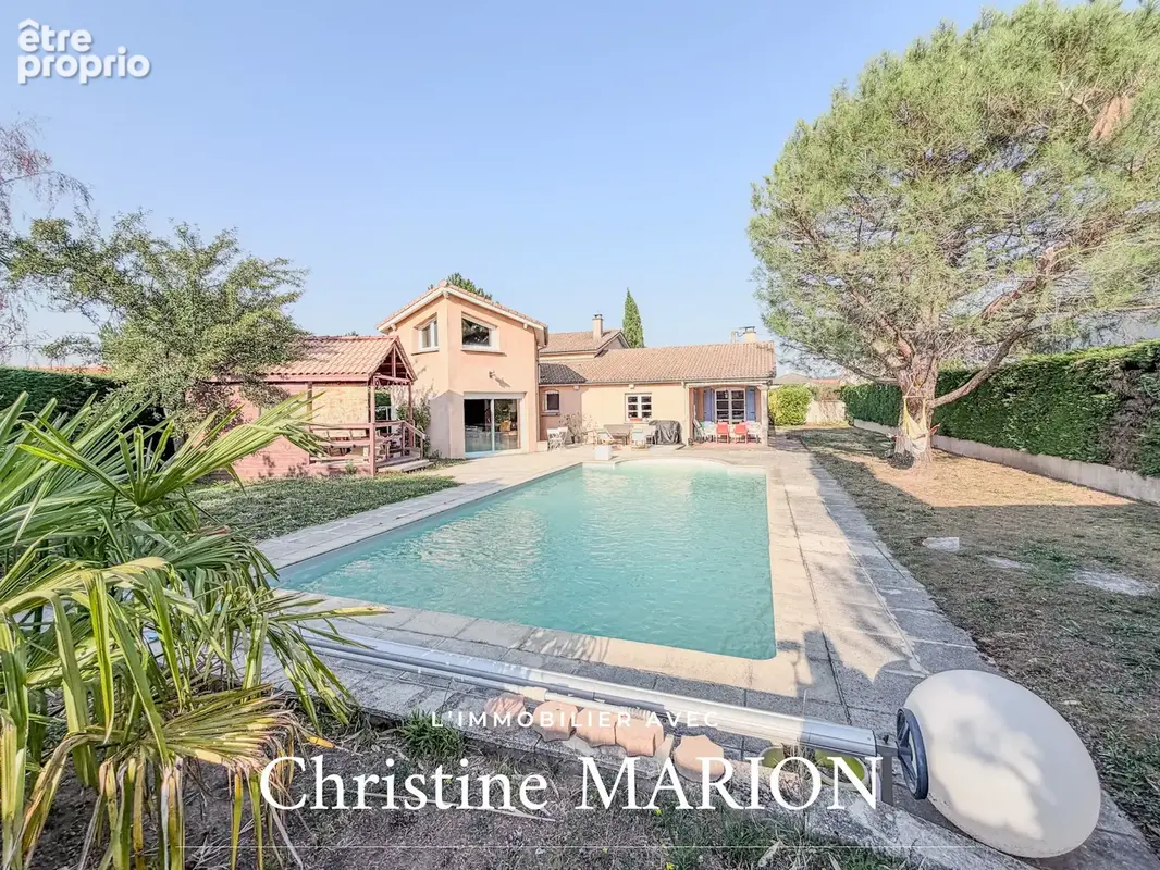 Villa spacieuse 191m2, 5 chambres, piscine - photo 1