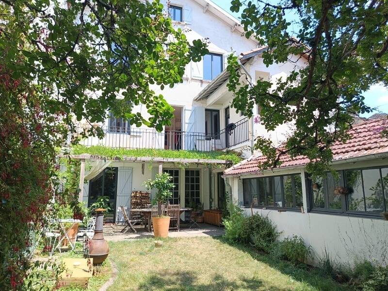 Maison à AIRE-SUR-L'ADOUR