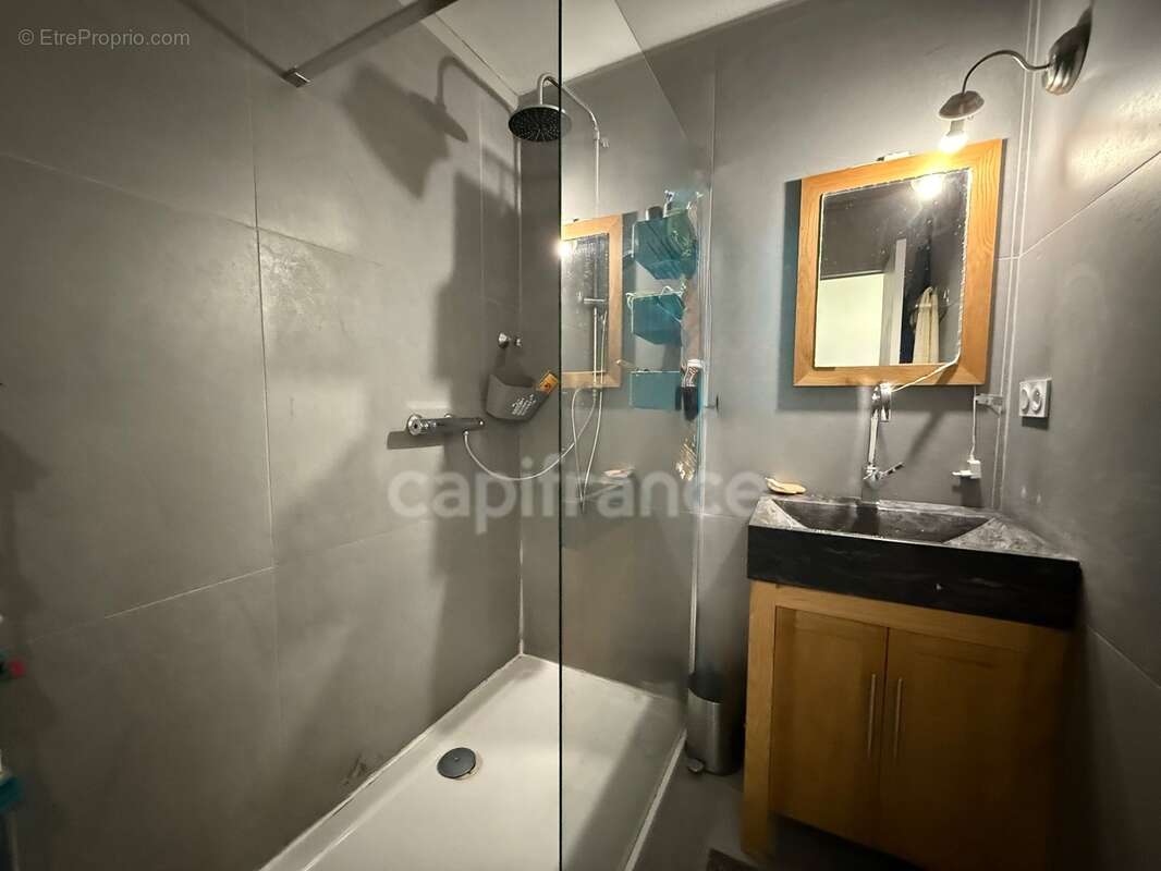 Appartement en Marina ,45 m2 + 14m2 de terrasse ,Port Camargue vue exceptionnelle - photo 9