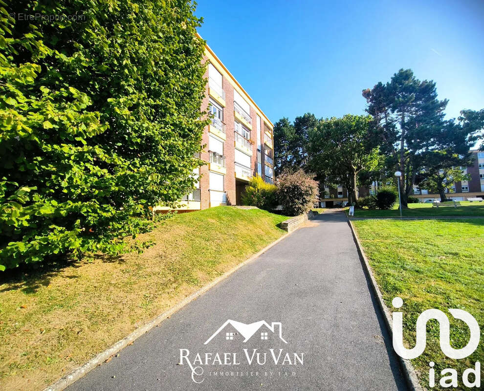 Photo 9 - Appartement à SURVILLIERS