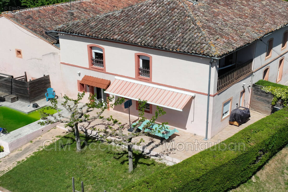 Maison à CASTELSARRASIN