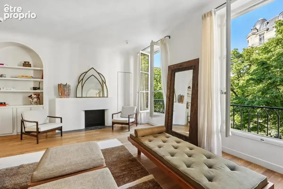 A VENDRE Paris 7e – Quartier Université-  Palais-Bourbon - photo 2