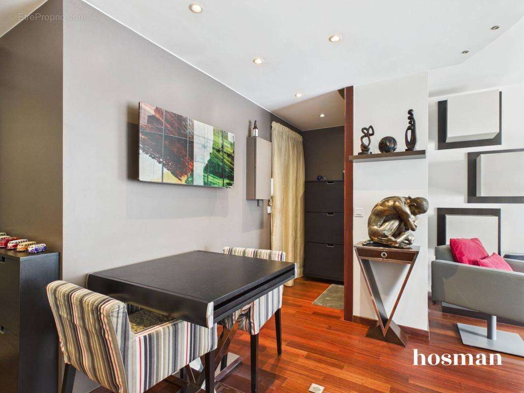 Appartement à PARIS-10E