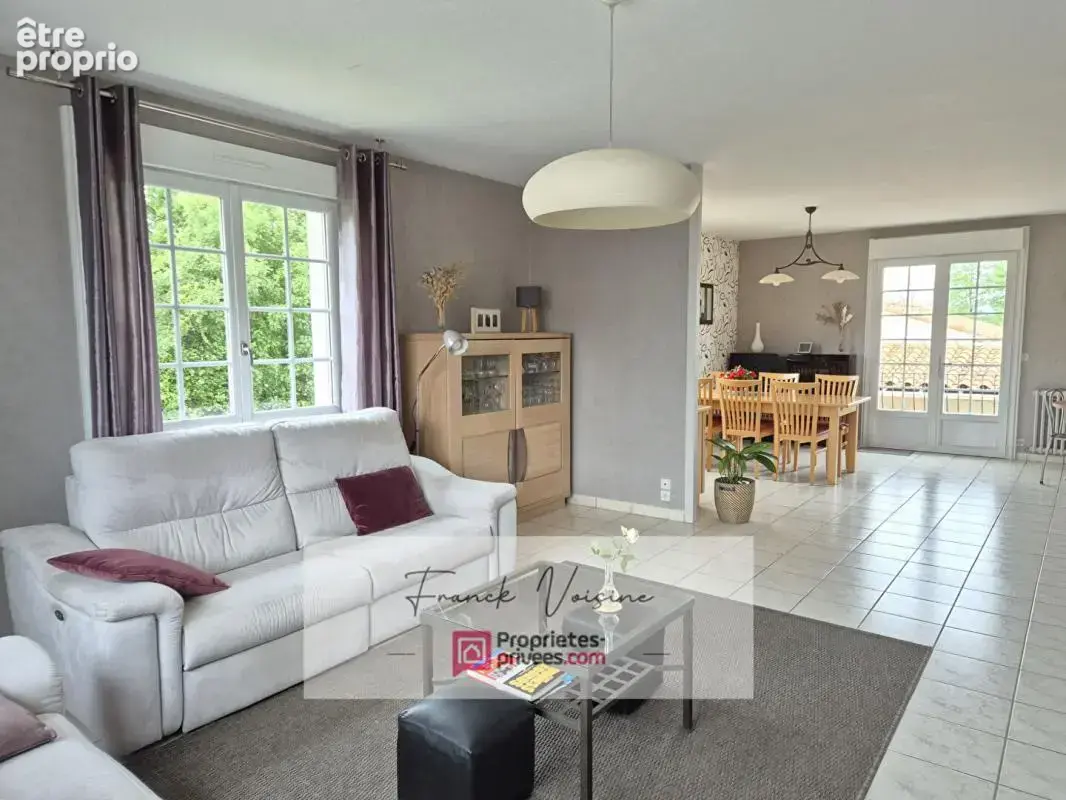 A VENDRE au Boupère, maison de 135 m2 avec 3 chambres et 1 bureau sur une parcelle de 745 m2 - photo 4