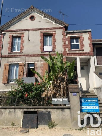 Photo 1 - Appartement à VILLENEUVE-LE-ROI