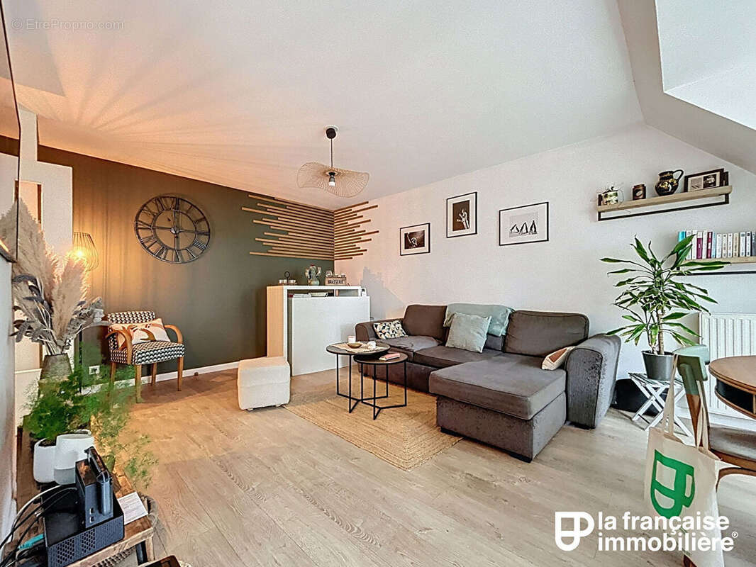 Appartement à NOYAL-CHATILLON-SUR-SEICHE