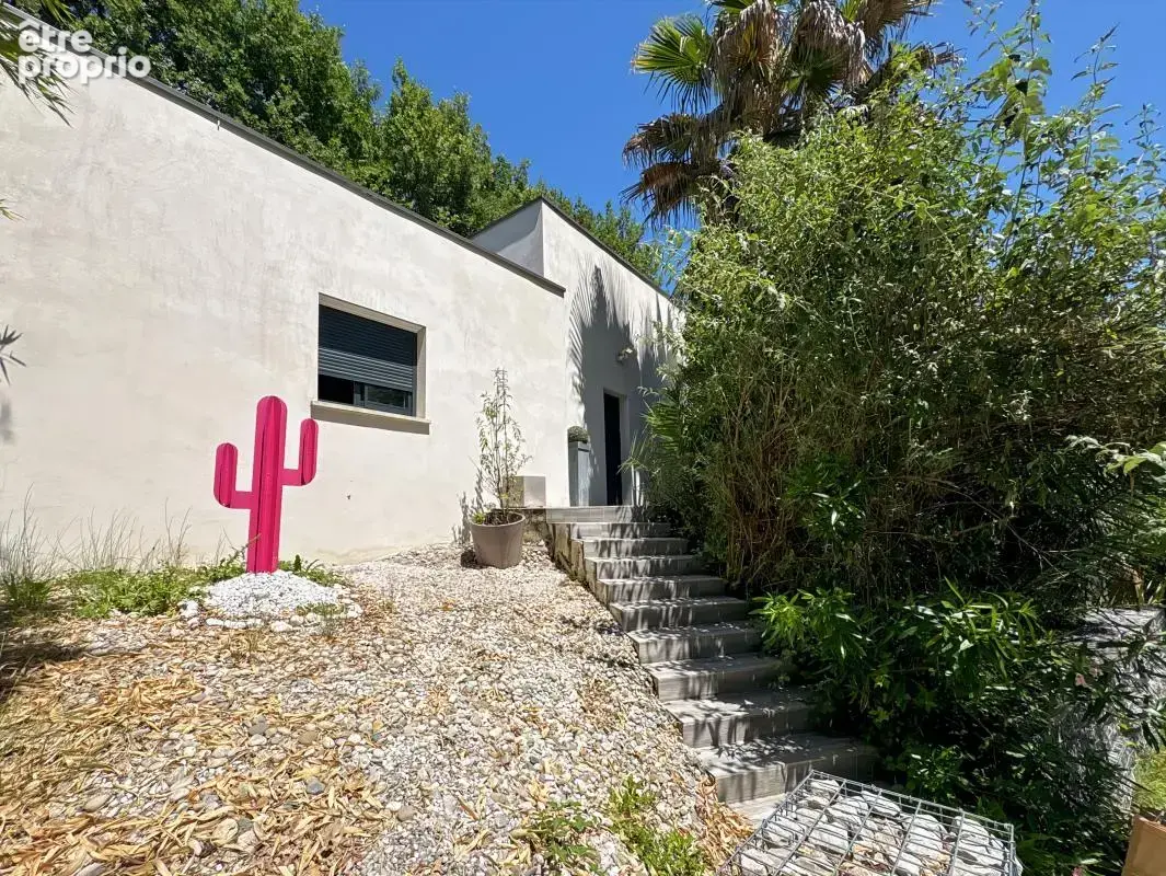Saint-Péray – Maison contemporaine de plain-pied 181 m² avec piscine, studio indépendant et vue nature - photo 4