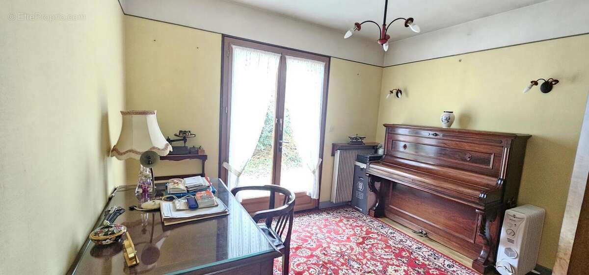 Maison à SAINT-CYR-AU-MONT-D&#039;OR