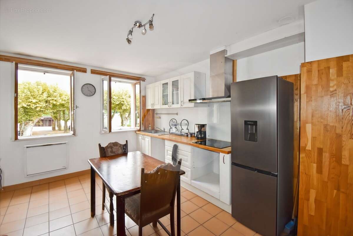 Appartement à NEGREPELISSE