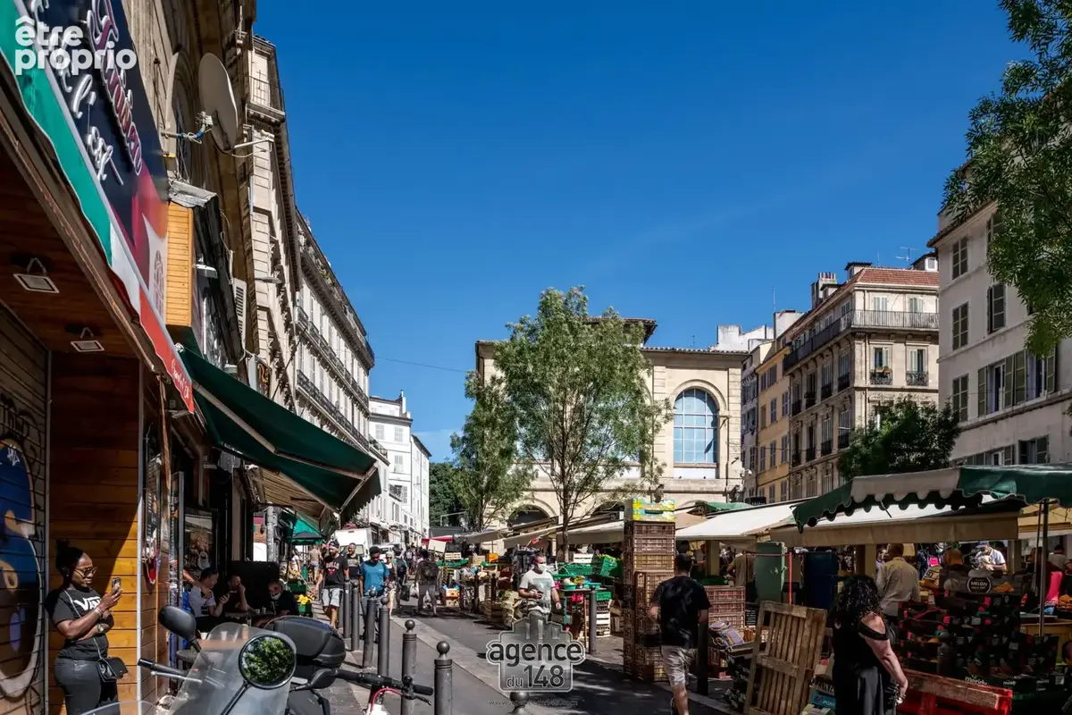 Appartement à MARSEILLE-1E