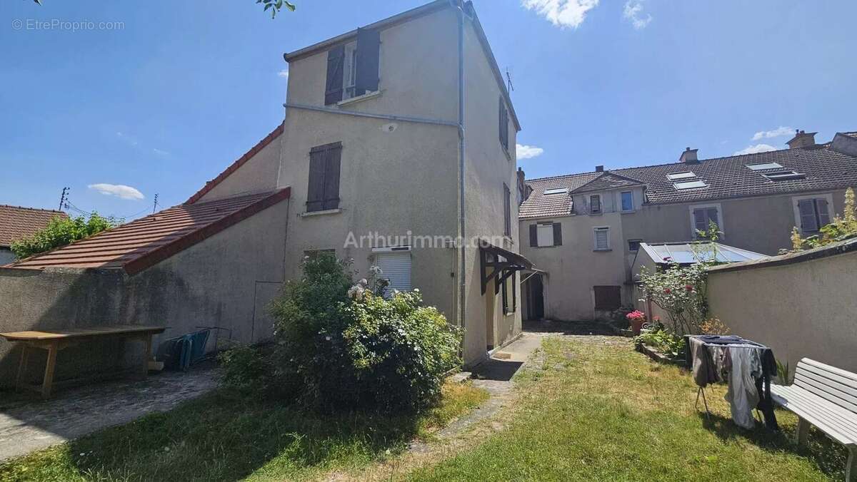 Appartement à MARCOUSSIS