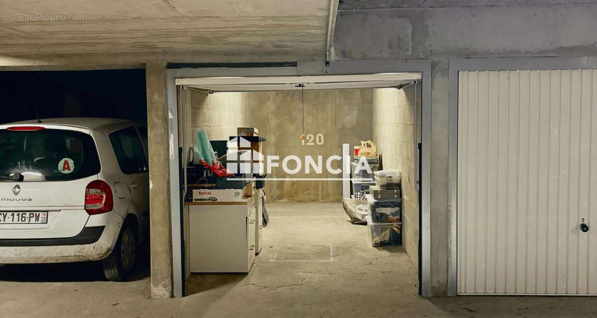 Parking à ANTONY