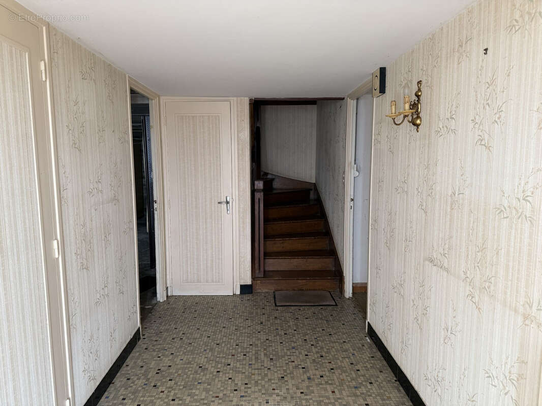 Maison 4 chambres sur sous-sol - photo 14