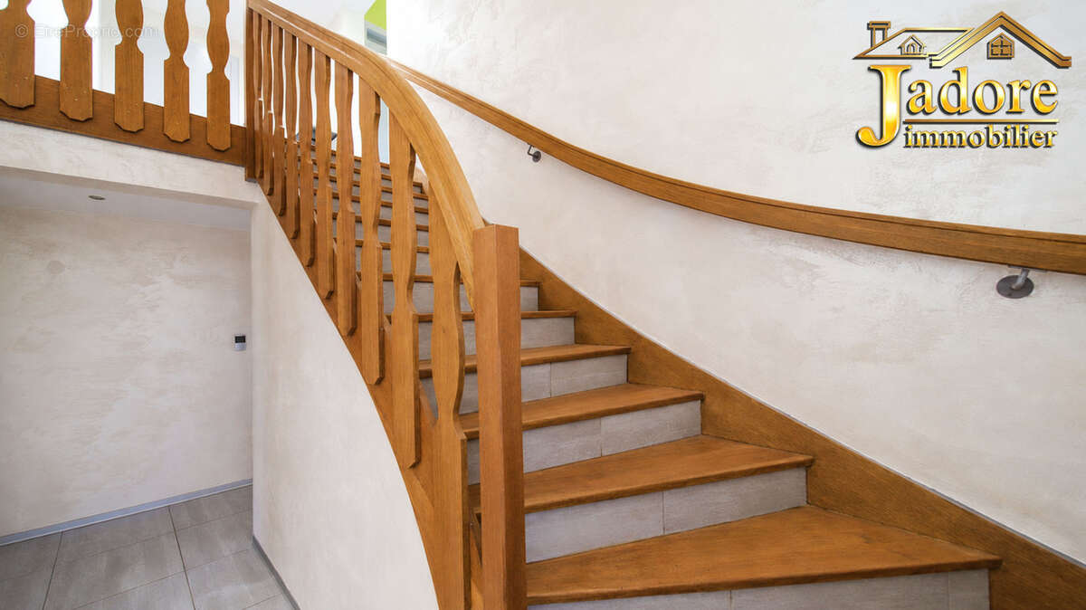 Superbe maison renovee type plain pied - photo 21