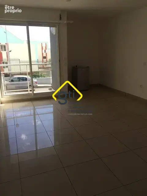Appartement 2 pièces 47 m² à vendre à Saint-Denis (97490) - photo 2