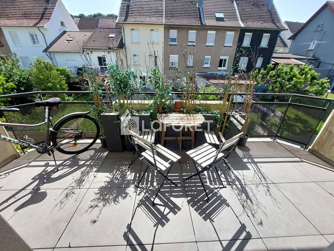 Appartement à AUDUN-LE-TICHE