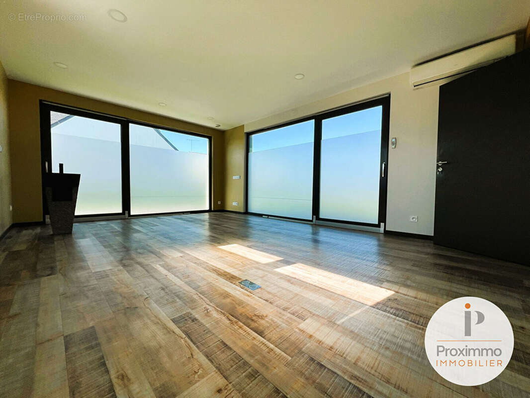 Commerce à QUESTEMBERT