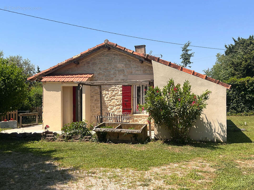 Maison à CAROMB