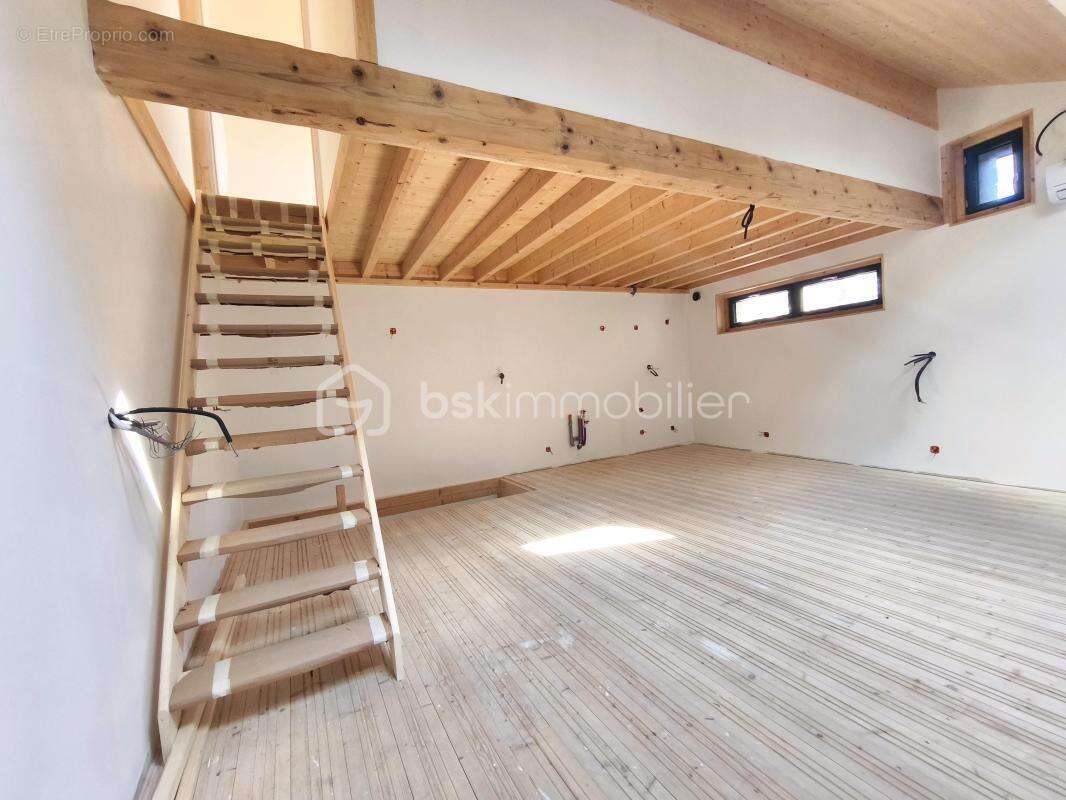 Maison à SAINT-PIERRE-D'ALBIGNY