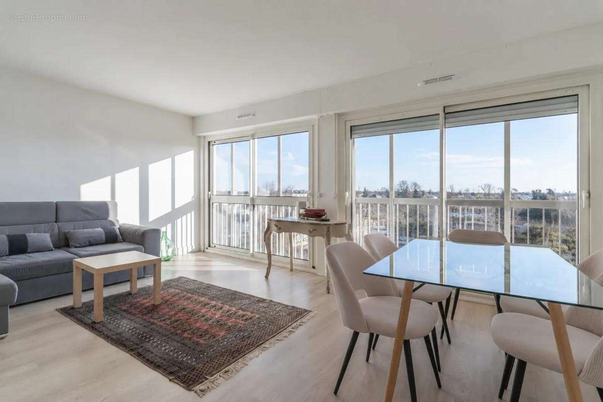 Appartement à BOIS-D'ARCY