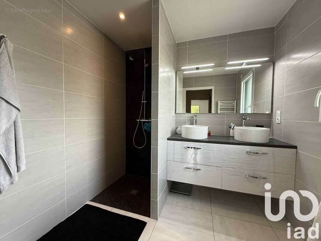 Photo 8 - Maison à BAINS-SUR-OUST