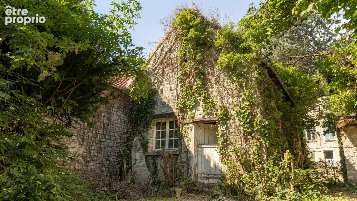 Maison à BEYNES