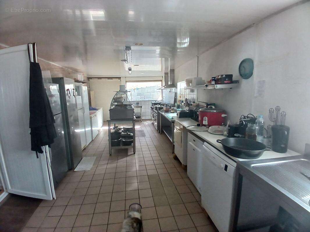 Ensemble immobilier de 269 m² sur 800 m² de terrain à Dos d'Âne 97429; - photo 4