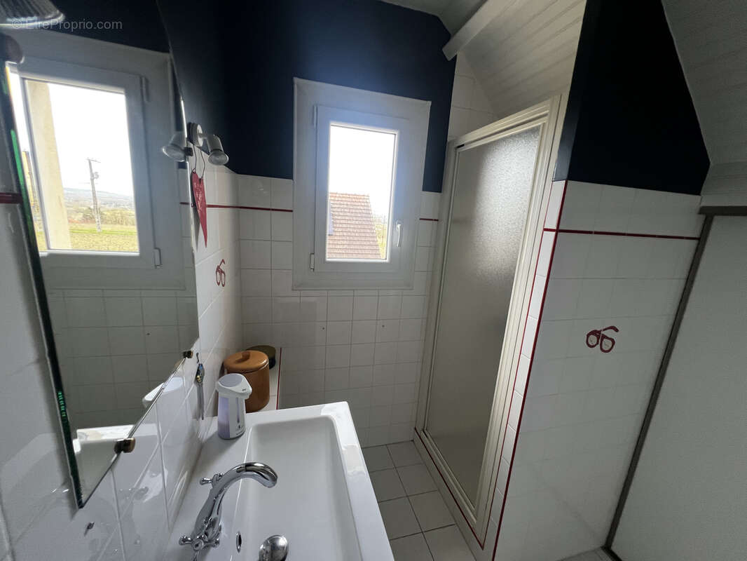 Maison à NAINTRE