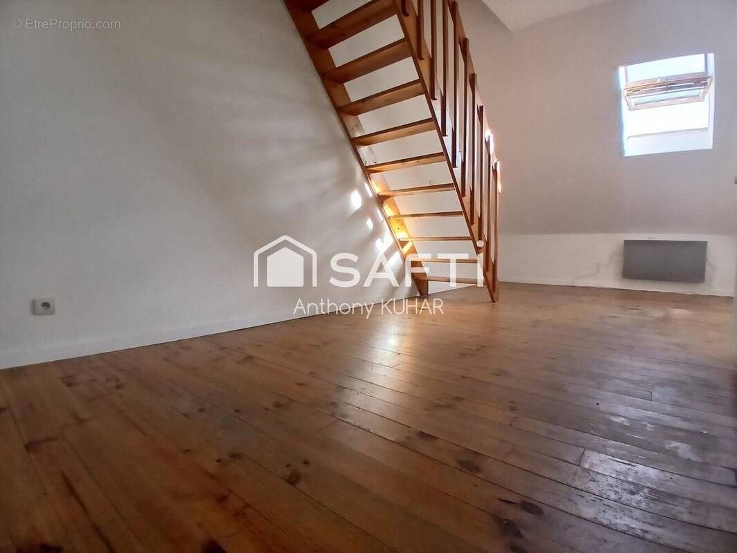Photo 1 - Appartement à SAINT-AMAND-MONTROND