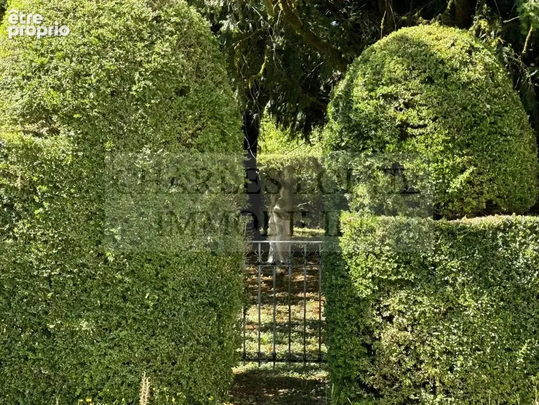 Maison de Maître, dépendances et pisicne, sur 11 ha - photo 20