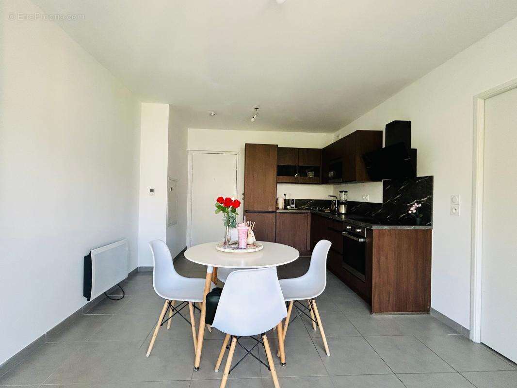 Appartement à MARSEILLE-10E
