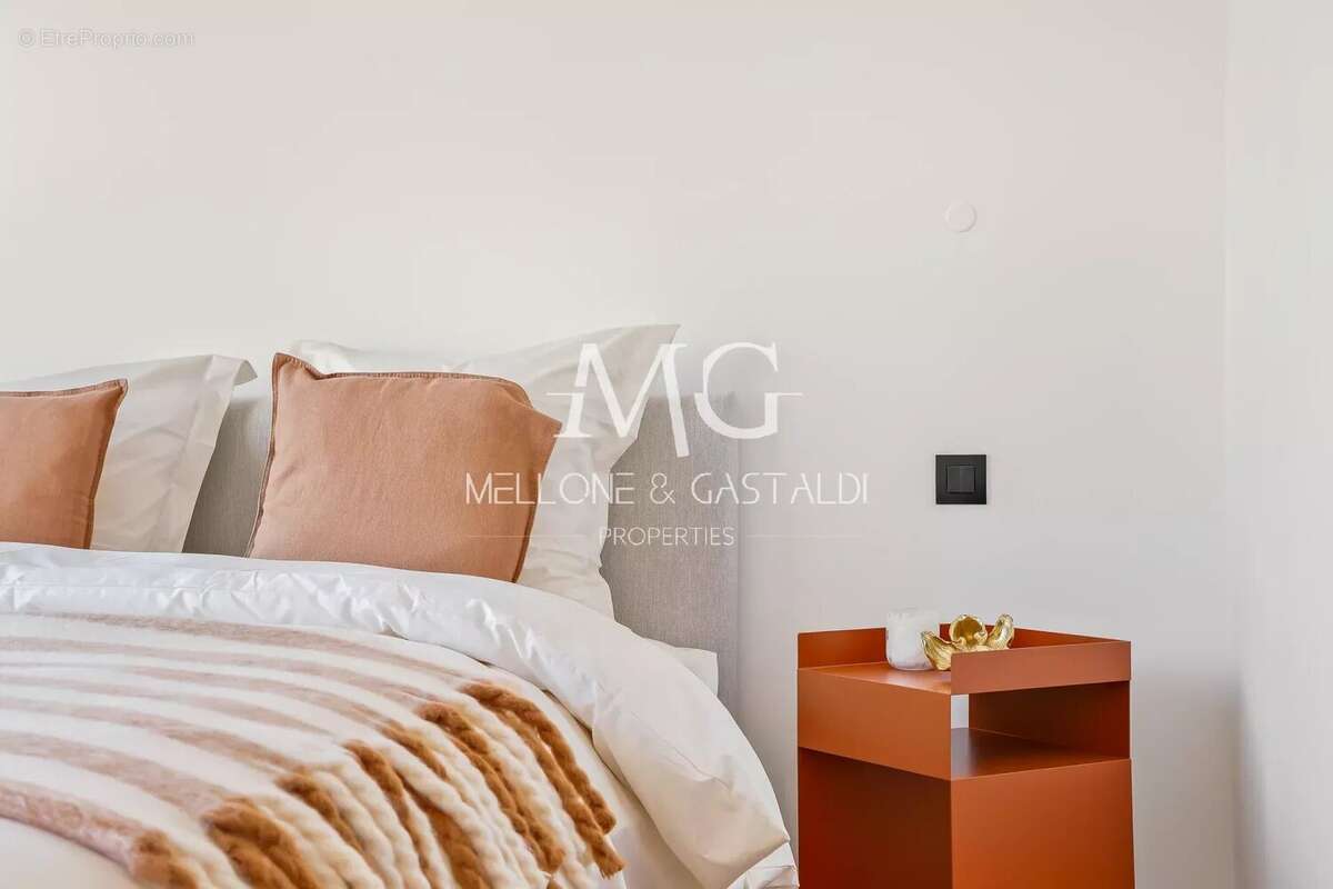 Cannes centre – penthouse d’exception – roof top – vue mer panoramique – 117 m² – 2 parkings - photo 54