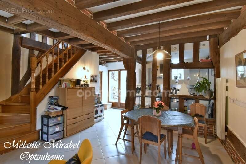 Maison à CONDE-SUR-ITON