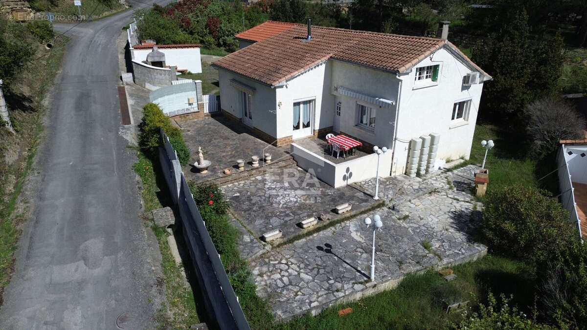 Maison à MONTAZELS