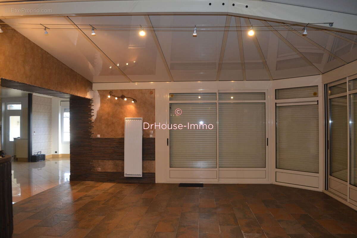 Maison à CHARENTON-DU-CHER